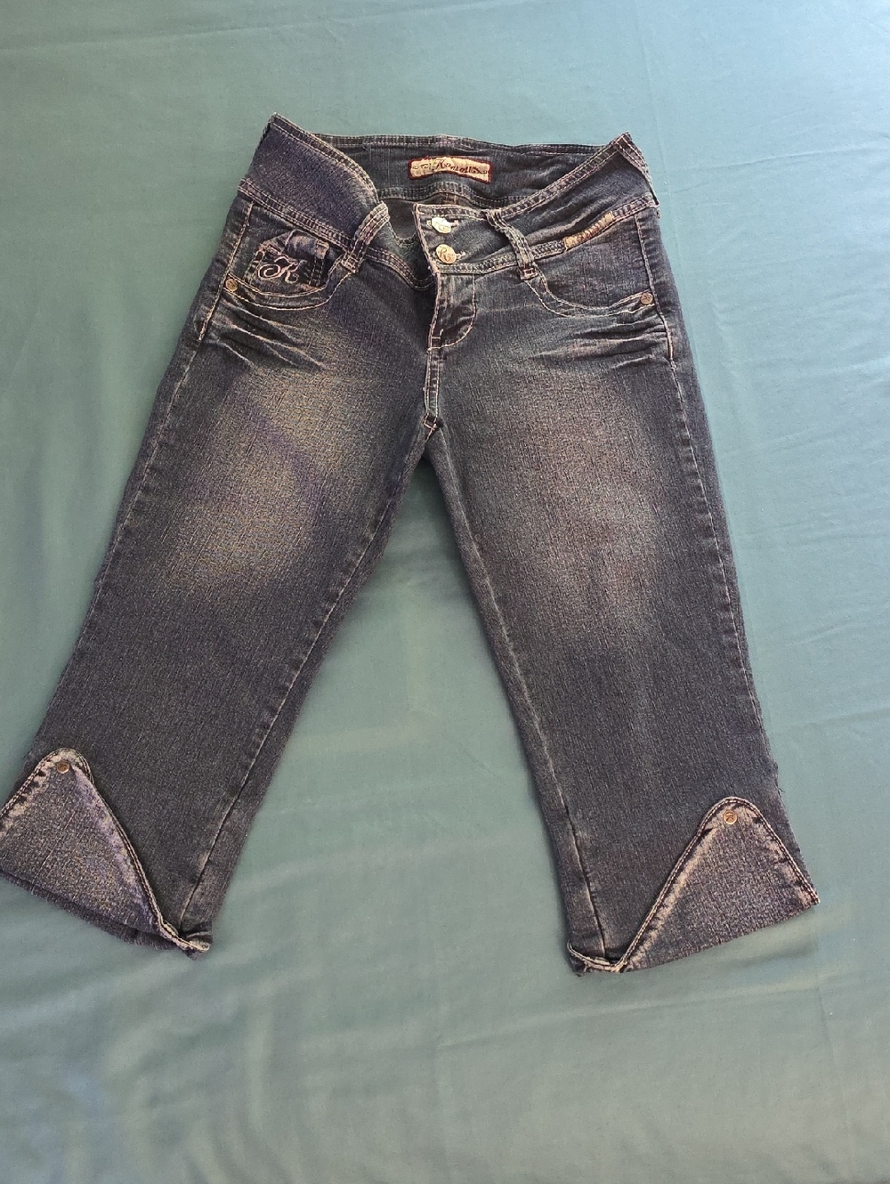 Dark Blue Women's Crapri Jeans - Classic Indigo Denim